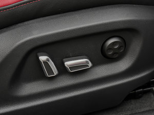 2017Plus 40 TFSI g g