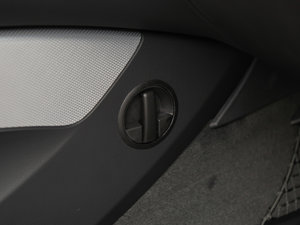 2017Plus 40 TFSI g g