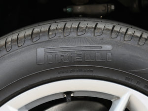 2017Plus 40 TFSI g ݆̥Ʒ