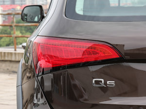 2017Plus 40 TFSI g ^