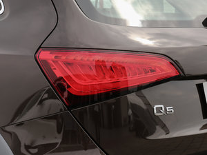 2017Plus 40 TFSI g ^