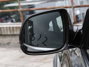 2017Plus 40 TFSI g ^