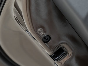 2017Plus 40 TFSI g g