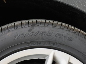 2017Plus 40 TFSI g ݆̥ߴ