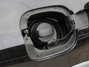 2017Plus 40 TFSI g ^