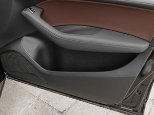 2017Plus 40 TFSI g g