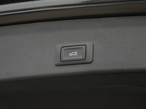 2017Plus 40 TFSI g g