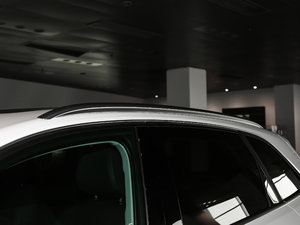 2017Plus 40 TFSI A ^