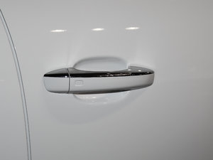 2017Plus 40 TFSI A ^