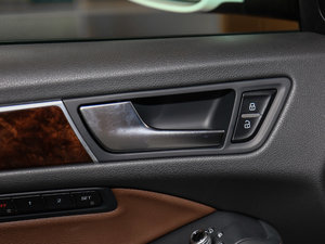 2017Plus 40 TFSI A g