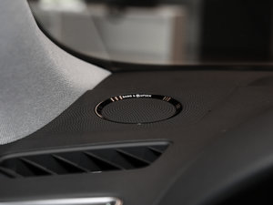 2017Plus 40 TFSI A g