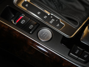 2017Plus 40 TFSI A п؅^