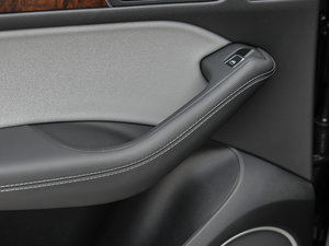 2017Plus 40 TFSI m g