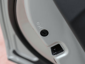 2017Plus 40 TFSI g g