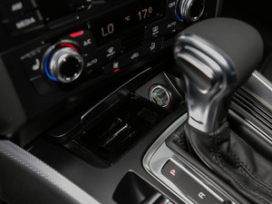 2017Plus 40 TFSI g(sh) g