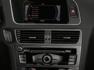 2017Plus 40 TFSI g {L