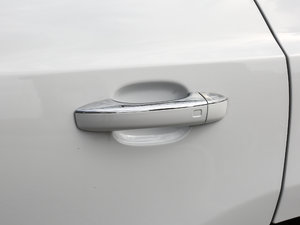 2017Plus 40 TFSI Mȡ ^