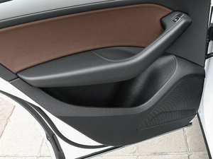 2017Plus 40 TFSI M(jn)ȡ g