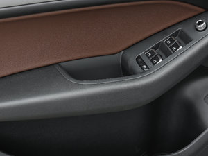 2017Plus 40 TFSI M(jn)ȡ g