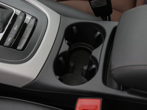 2017Plus 40 TFSI Mȡ g