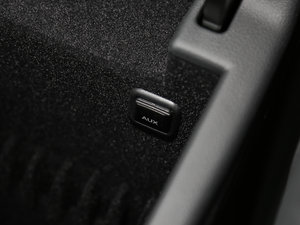 2017Plus 40 TFSI Mȡ g