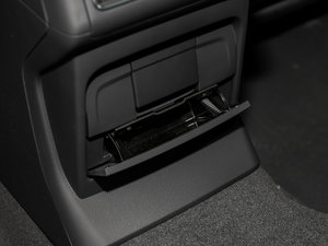 2017Plus 40 TFSI Mȡ g