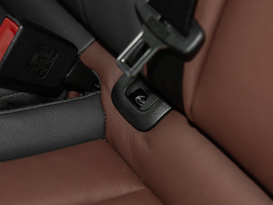 2017Plus 40 TFSI Mȡ g