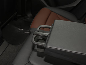 2017Plus 40 TFSI Mȡ g