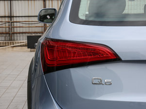 2017Plus 40 TFSI g ^