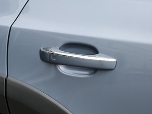 2017Plus 40 TFSI g(sh) (x)(ji)^