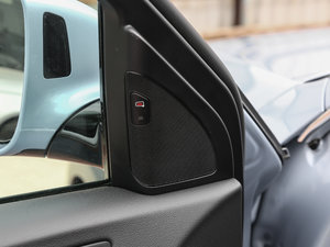 2017Plus 40 TFSI g g