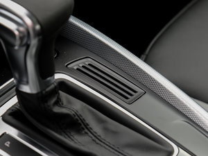 2017Plus 40 TFSI g g