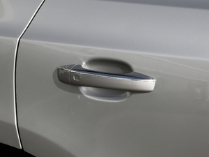 2017Plus 40 TFSI Mȡ ^