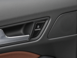 2017Plus 40 TFSI Mȡ g