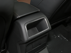 2017Plus 40 TFSI Mȡ g