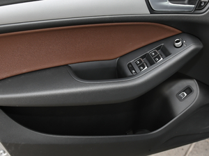 2017Plus 40 TFSI Mȡ g