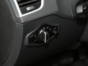 2017Plus 40 TFSI Mȡ g