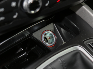 2017Plus 40 TFSI Mȡ g