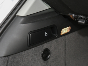 2017Plus 40 TFSI M(jn)ȡ g