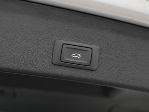 2017Plus 40 TFSI Mȡ g