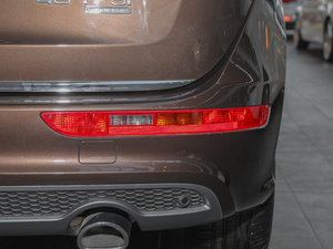 2017Plus 40 TFSI Mȡ ^