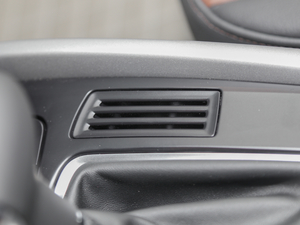 2017Plus 40 TFSI Mȡ g