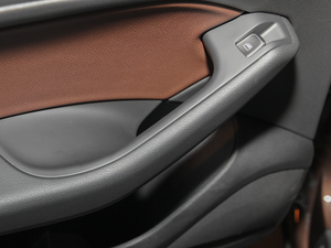 2017Plus 40 TFSI M(jn)ȡ g