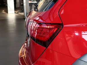 2017Plus 40 TFSI m (x)(ji)^