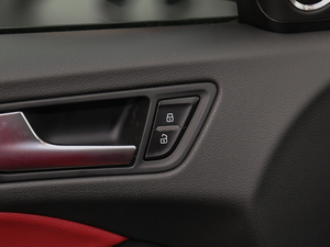 2017Plus 40 TFSI m g