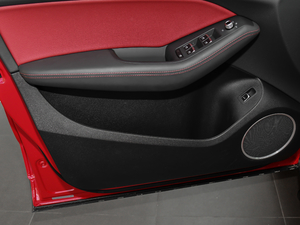 2017Plus 40 TFSI m ǰTg