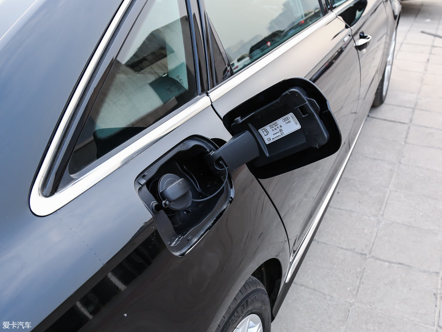 2017WA6L 50 TFSI quattro 