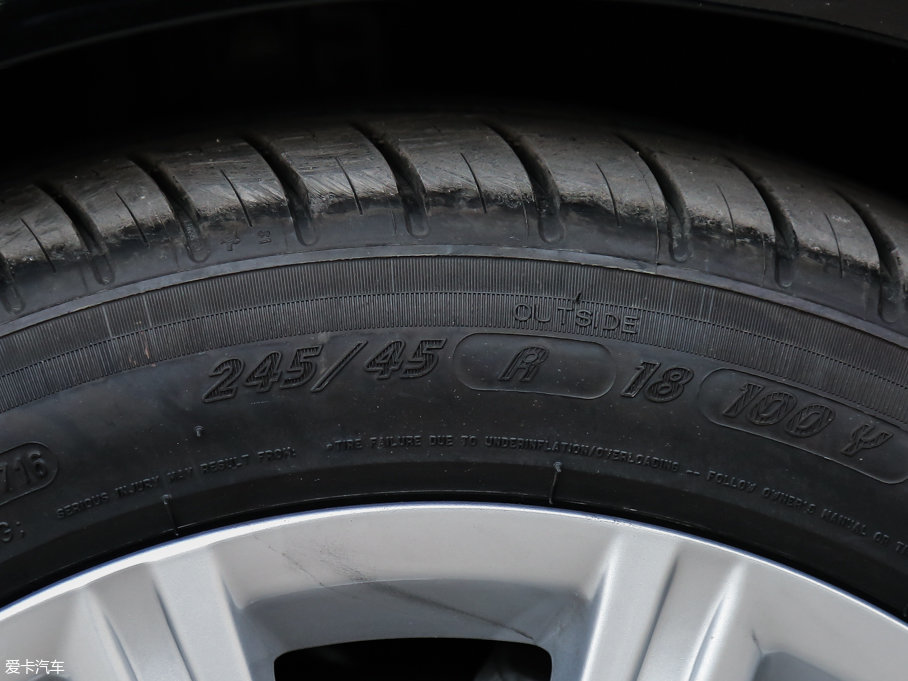 2017WA6L 50 TFSI quattro 