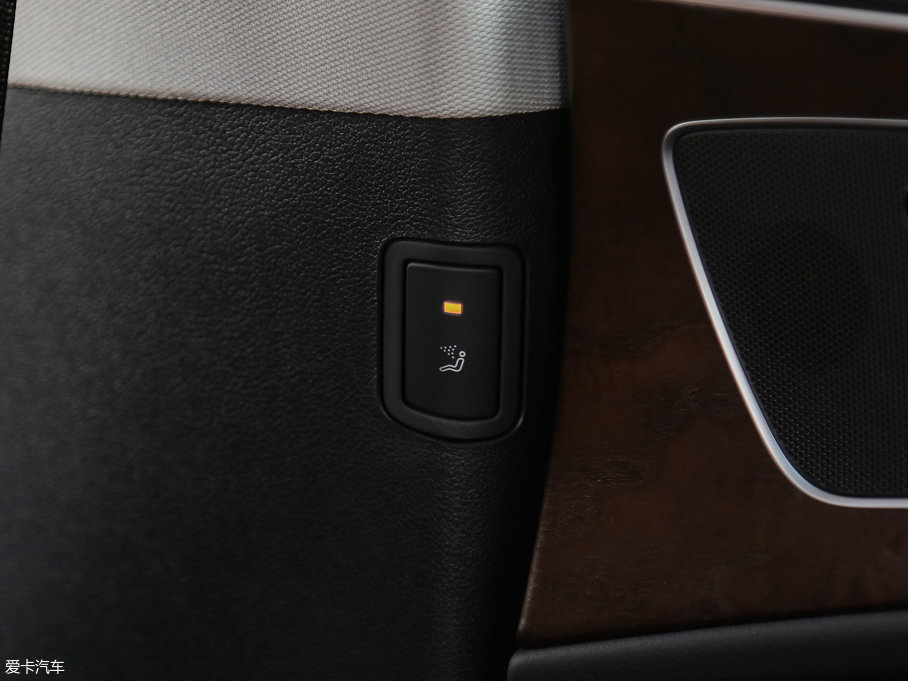 2017WA6L 50 TFSI quattro 