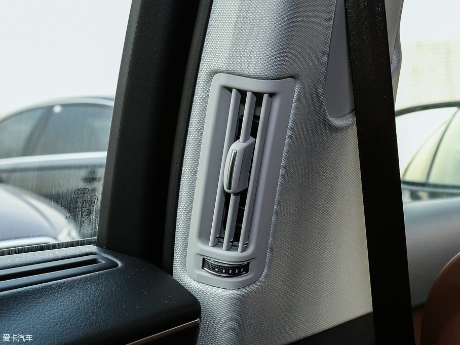 2017WA6L 50 TFSI quattro 